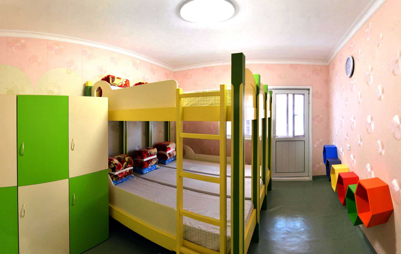 0-평양중등학원 기숙사의 침실