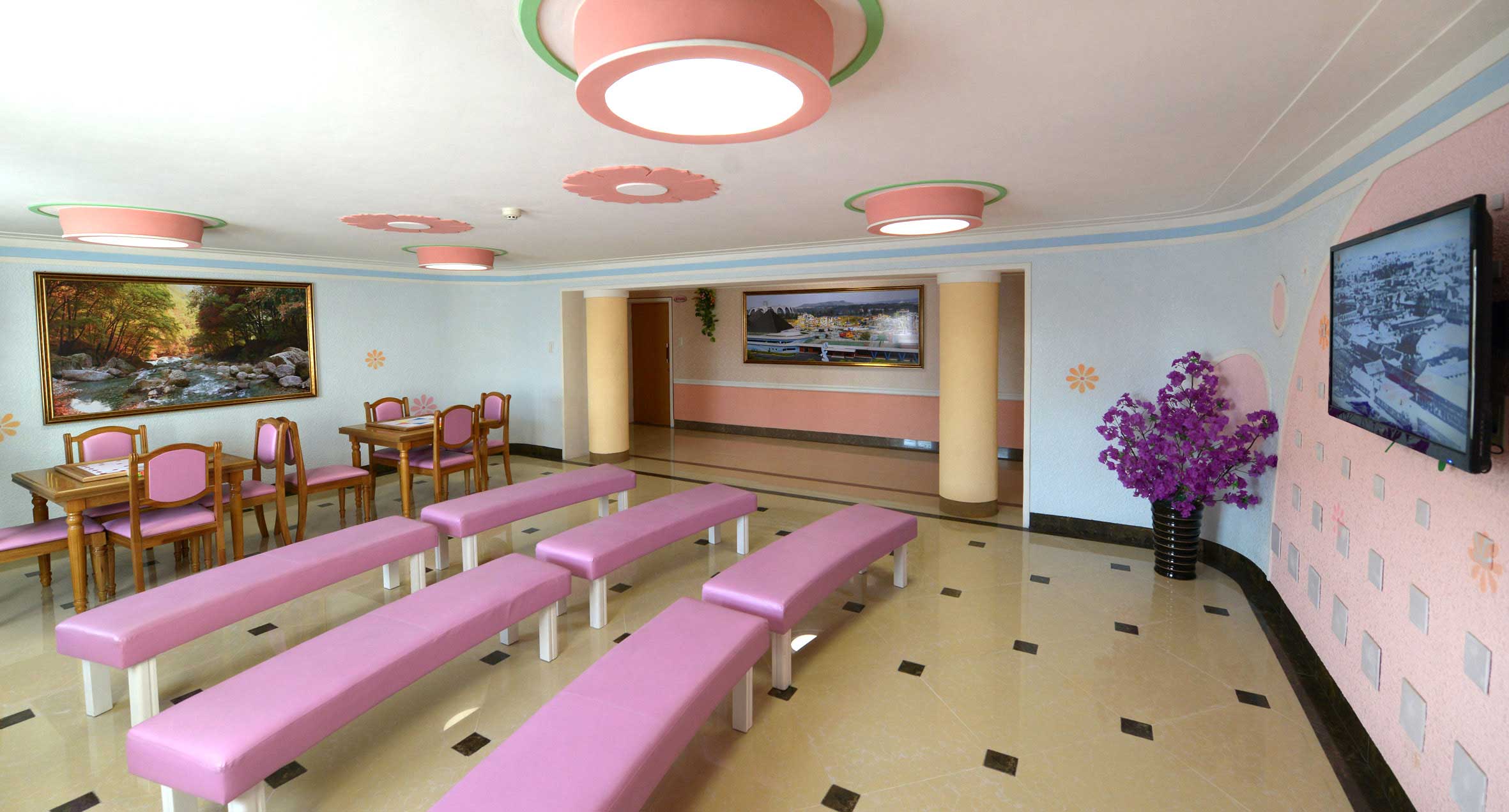 11-김정숙평양제사공장 로동자합숙