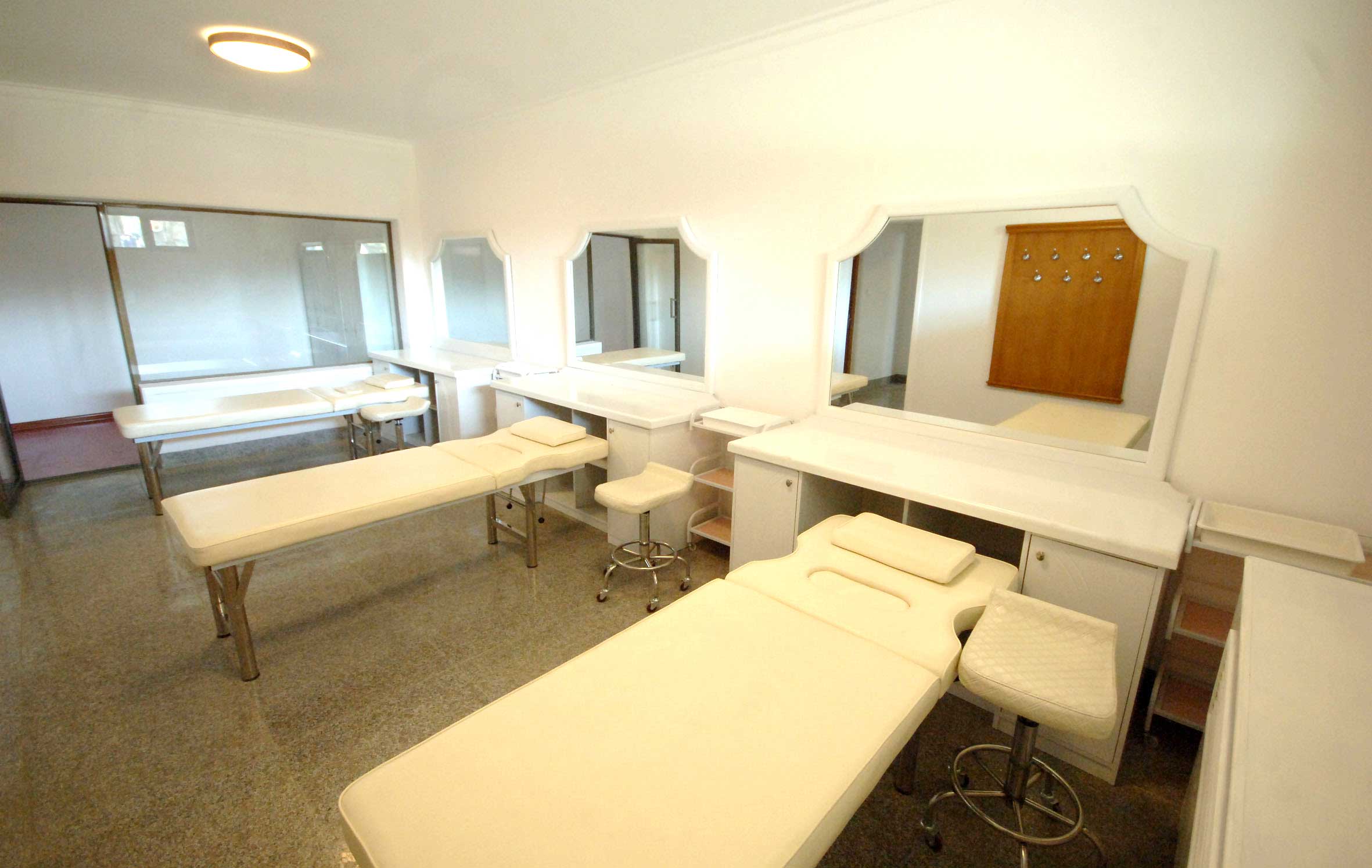 14-김정숙평양방직공장 로동자합숙