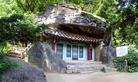 Kumgang Temple