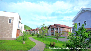 Spectacular Fairyland of Ragwonpho